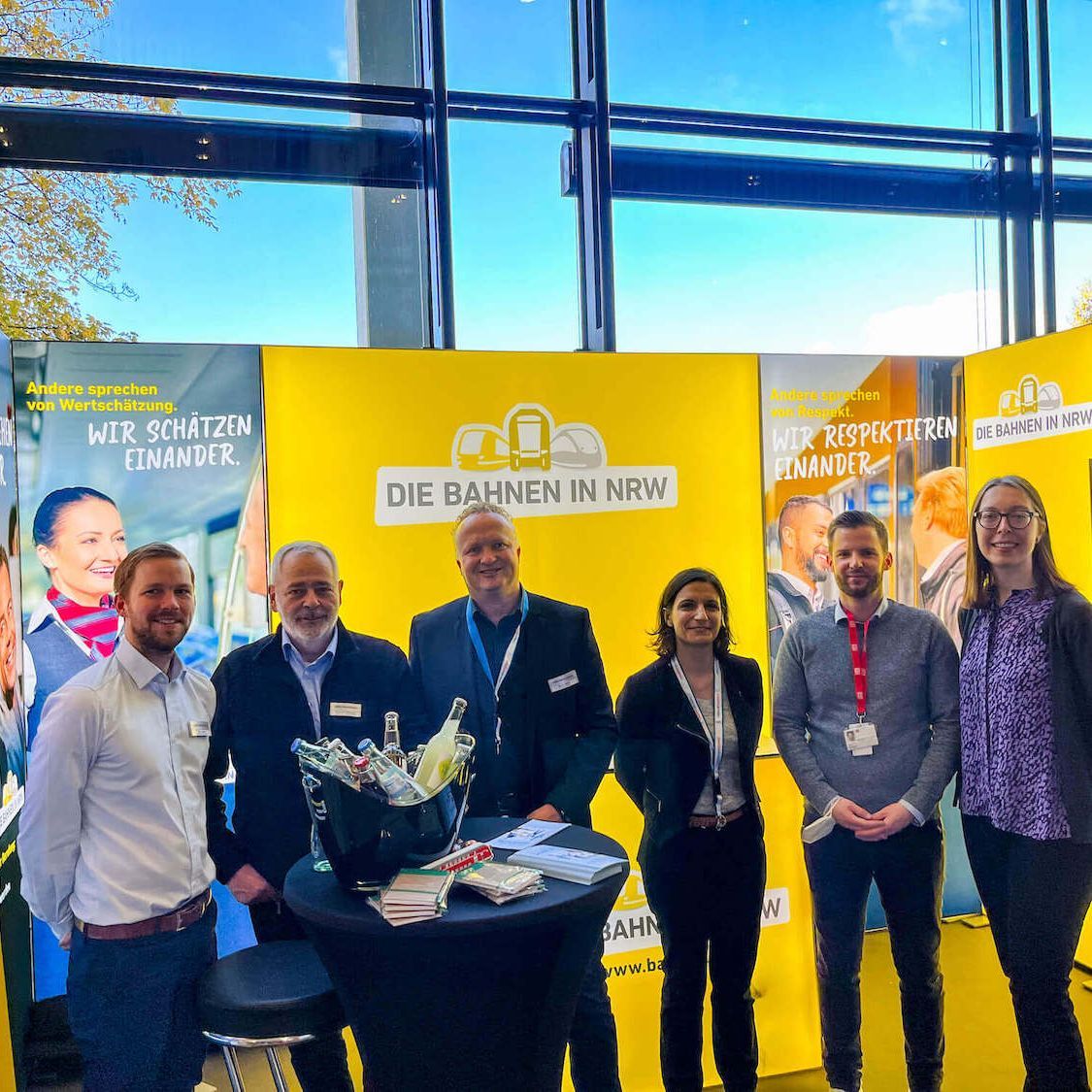 Messestand der Bahnen in NRW