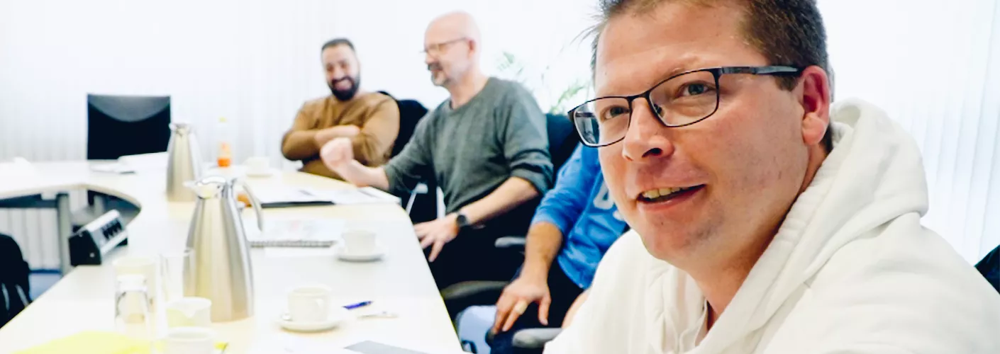 Screenshot aus Episode 1 der Bewerber-Journey mit Tim Plogmann.